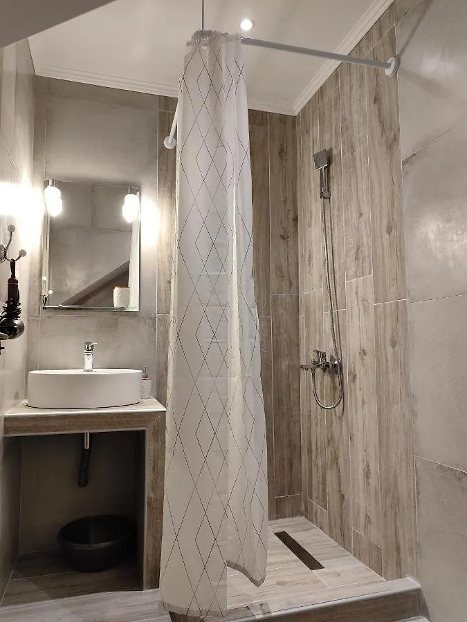Kamares Suites 2 Nea Kallikrateia Apartment